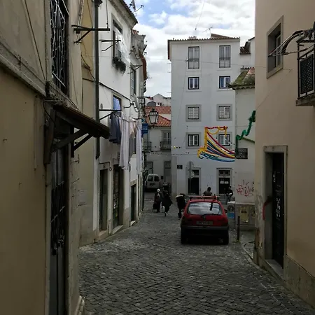 Alfama Daire *