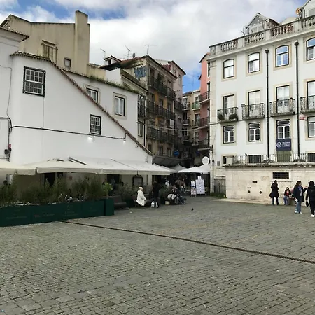Alfama Daire *